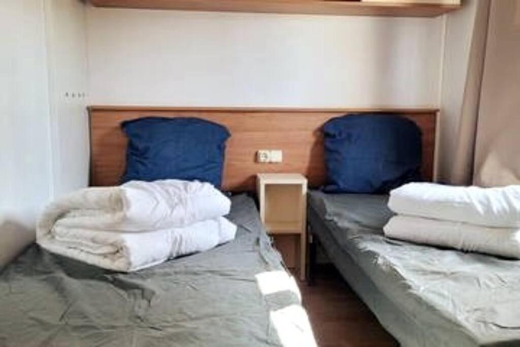 Mobil Home De Patricia Et Franck A Sigean Eksteriør billede
