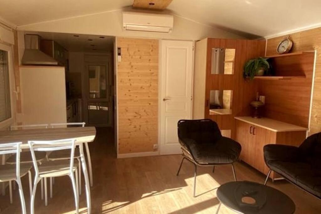Mobil Home De Patricia Et Franck A Sigean Eksteriør billede